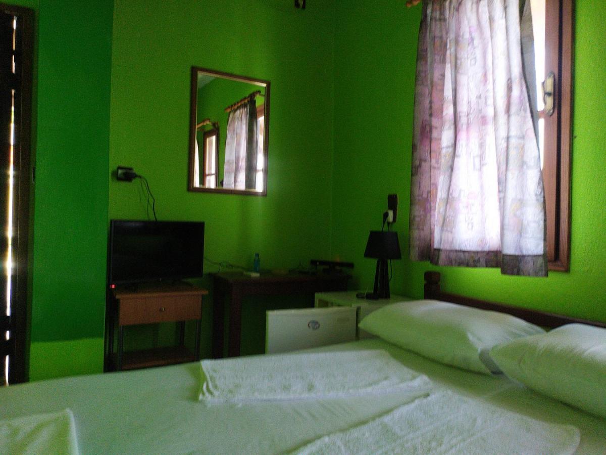 Double Studio Room By The Sea Tsagarada Exterior foto