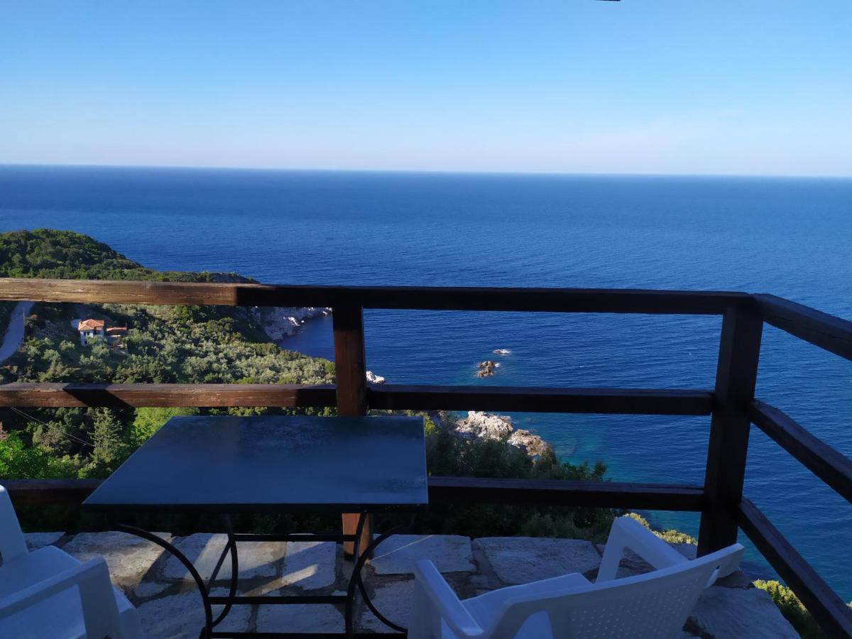 Double Studio Room By The Sea Tsagarada Exterior foto